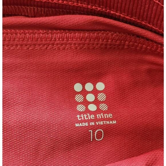 Title Nine Recycled Clamber 2.0 Hiking Capris Size 10 NWOT - Picture 5 of 6